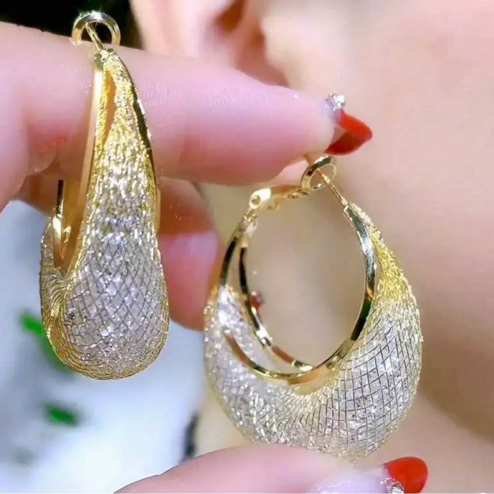 Sparkling Golden Alloy Hoop Earrings - Picture 2 of 6